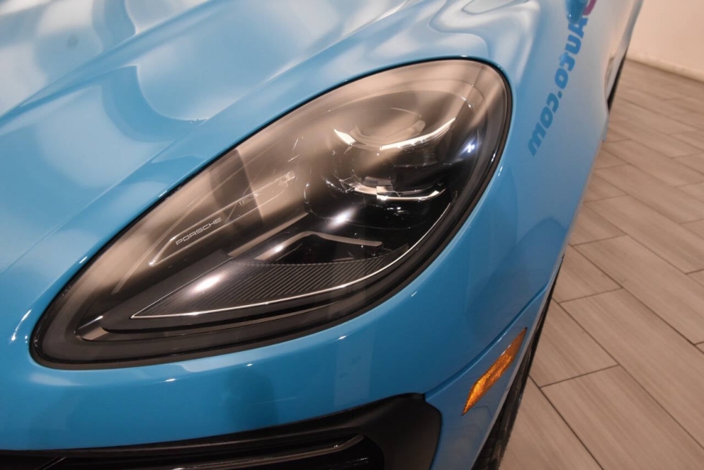 2022 Porsche Macan Base AWD 4dr SUV, Blue, Mileage: 64,717 - photo 9