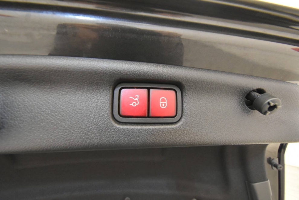 2023 Mercedes-Benz C-Class C 300 4MATIC AWD 4dr Sedan, Gray, Mileage: 25,683 - photo 43