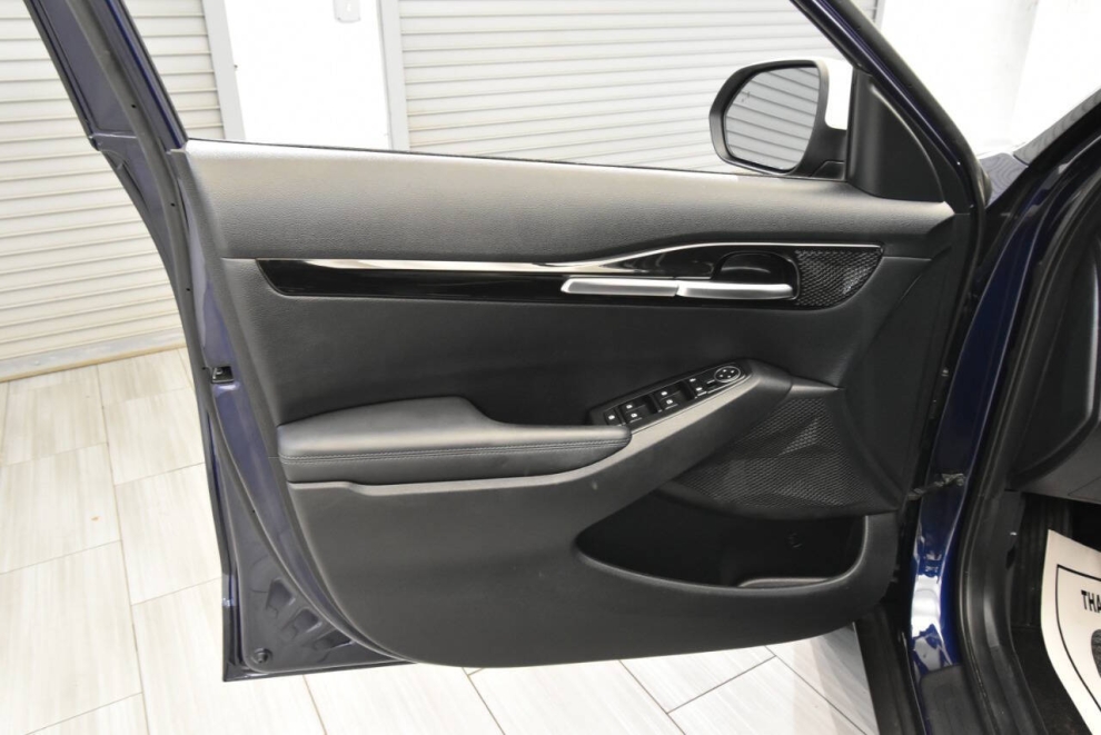 2022 Kia Seltos Nightfall AWD 4dr SUV, Blue, Mileage: 79,275 - photo 15