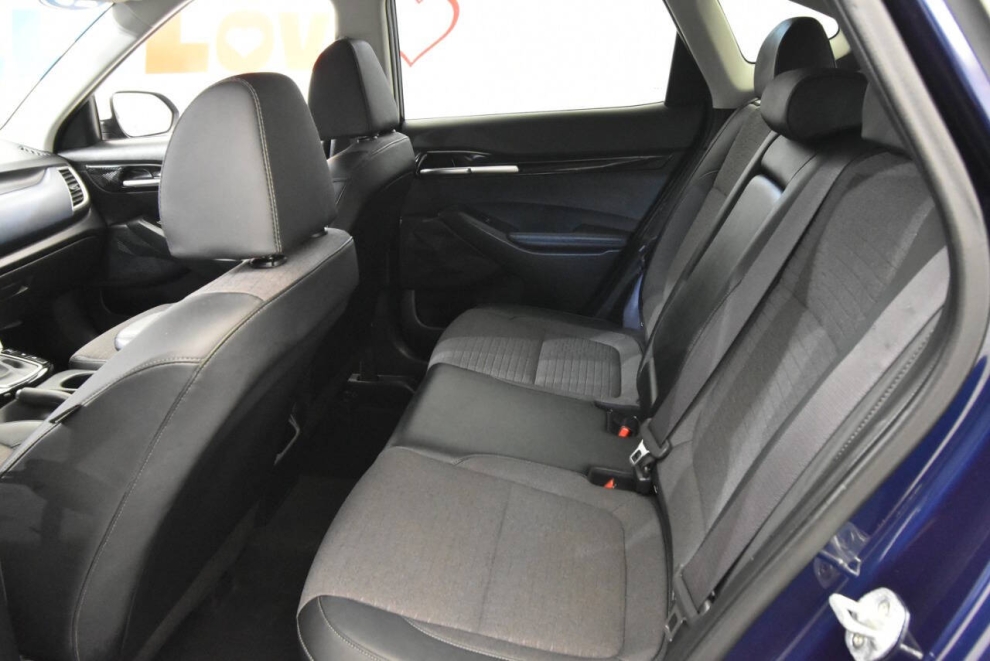 2022 Kia Seltos Nightfall AWD 4dr SUV, Blue, Mileage: 79,275 - photo 16