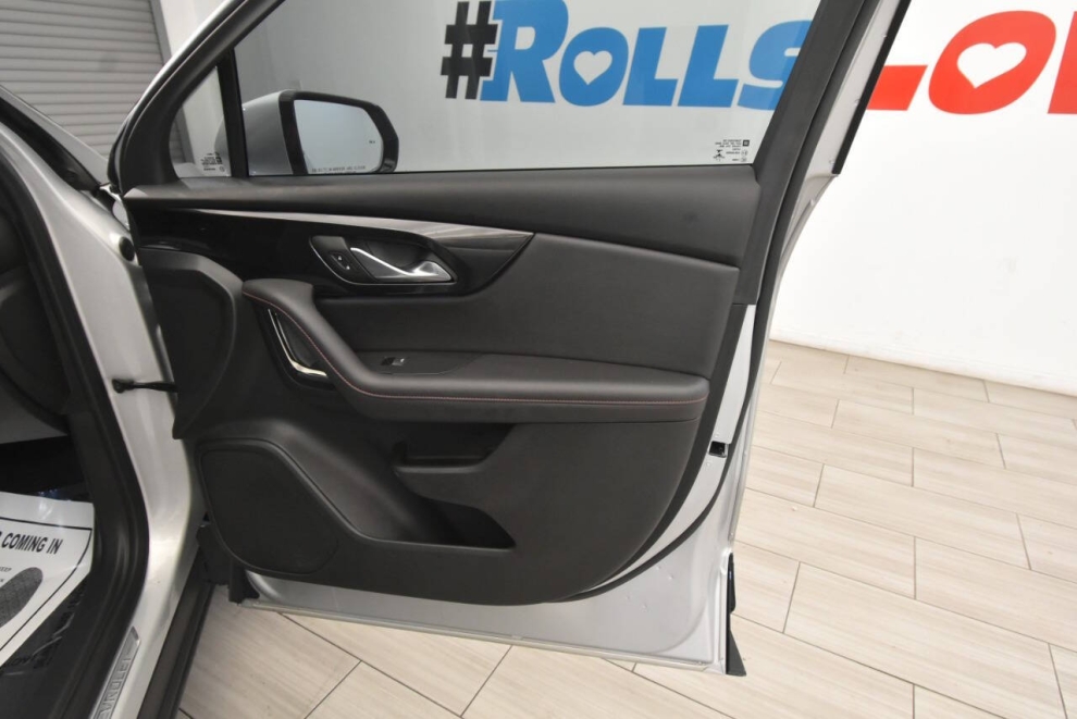 2022 Chevrolet Blazer RS AWD 4dr SUV, Silver, Mileage: 74,140 - photo 21