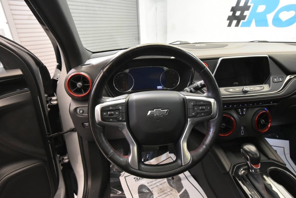 2022 Chevrolet Blazer RS AWD 4dr SUV, Silver, Mileage: 74,140 - photo 26