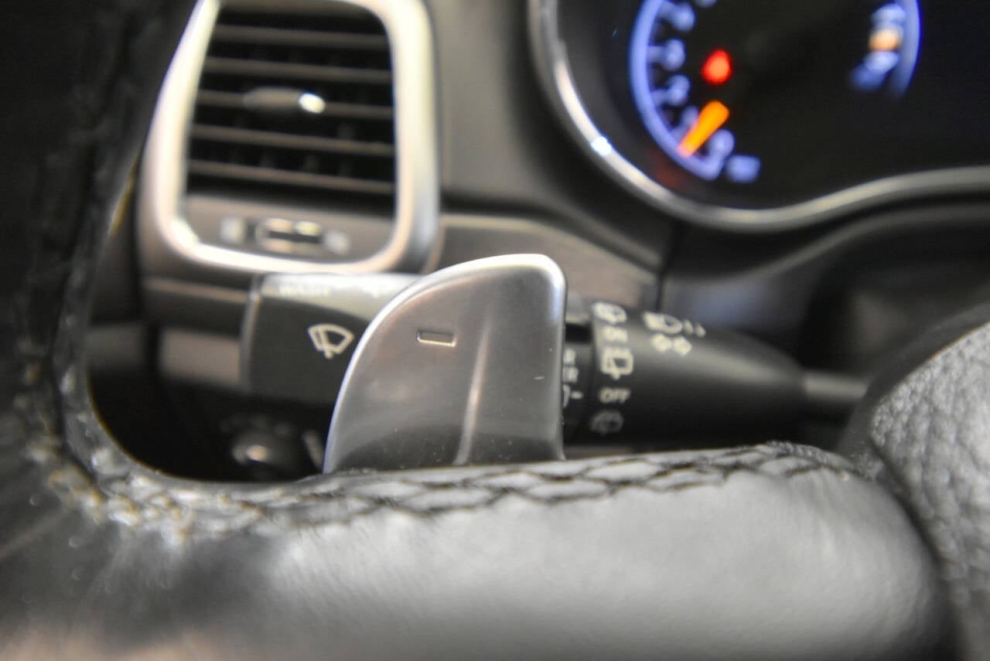 2017 Jeep Grand Cherokee Laredo 4x4 4dr SUV, Gray, Mileage: 96,701 - photo 35