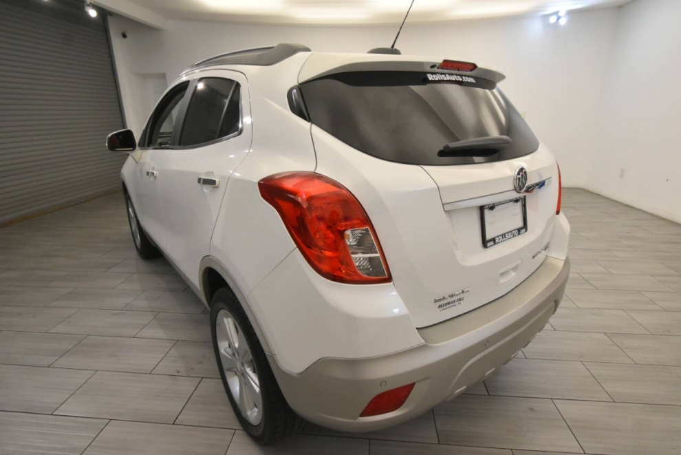2015 Buick Encore Premium AWD 4dr Crossover, Blanco, Mileage: 105,010 - photo 2