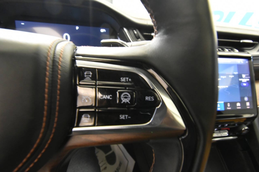 2021 Jeep Grand Cherokee L Summit 4x4 4dr SUV, Negro, Mileage: 79,340 - photo 40