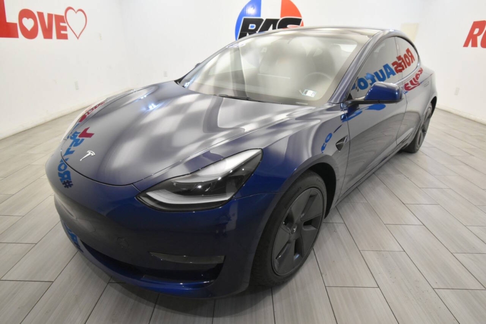 2022 Tesla Model 3 Long Range AWD 4dr Sedan, Azul, Mileage: 84,926 