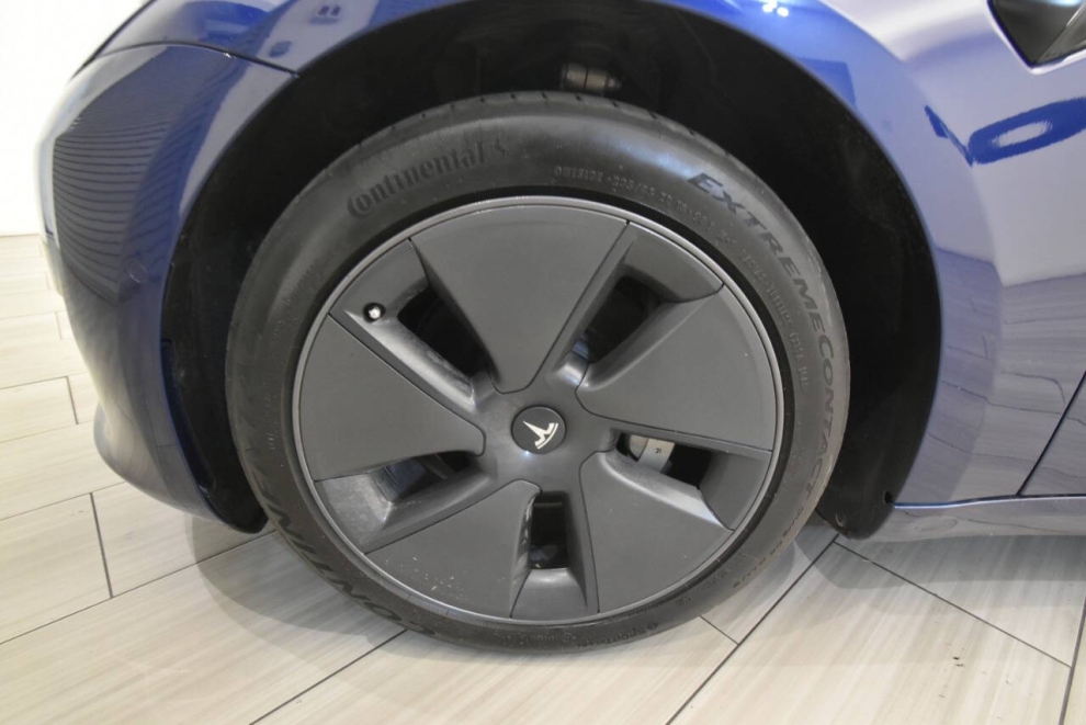 2022 Tesla Model 3 Long Range AWD 4dr Sedan, Azul, Mileage: 84,926 - photo 9