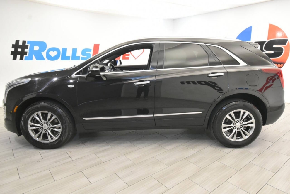 2020 Cadillac XT5 Premium Luxury 4dr SUV, Black, Mileage: 72,378 - photo 1