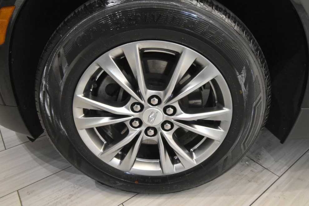 2020 Cadillac XT5 Premium Luxury 4dr SUV, Black, Mileage: 72,378 - photo 10