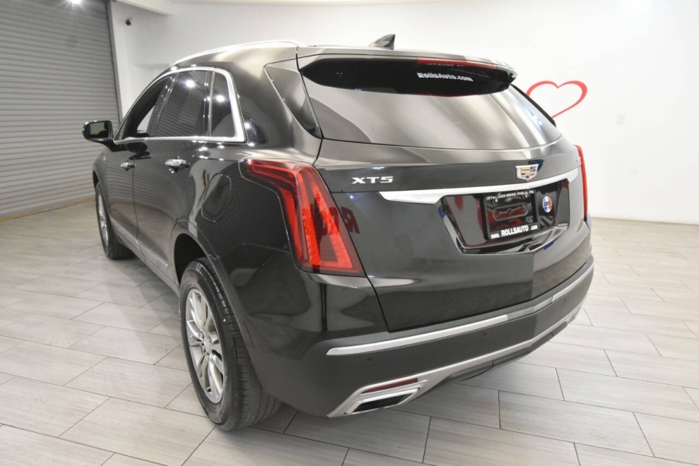 2020 Cadillac XT5 Premium Luxury 4dr SUV, Black, Mileage: 72,378 - photo 2