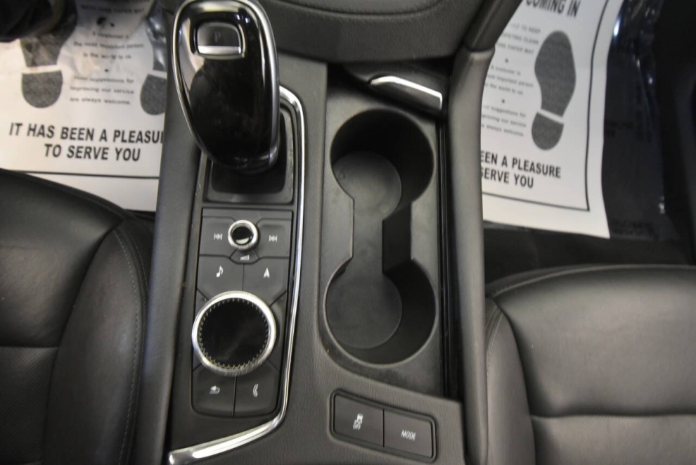 2020 Cadillac XT5 Premium Luxury 4dr SUV, Black, Mileage: 72,378 - photo 30