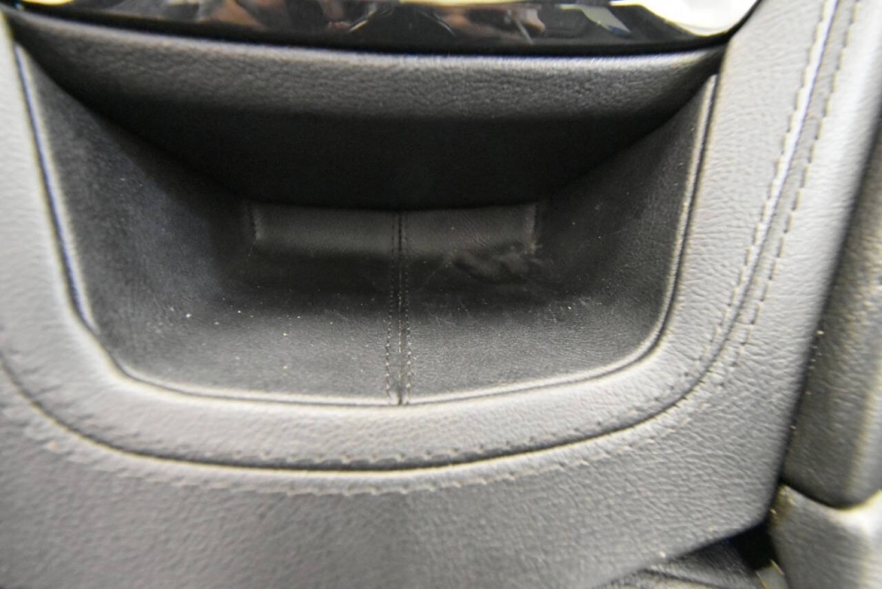 2020 Cadillac XT5 Premium Luxury 4dr SUV, Black, Mileage: 72,378 - photo 43