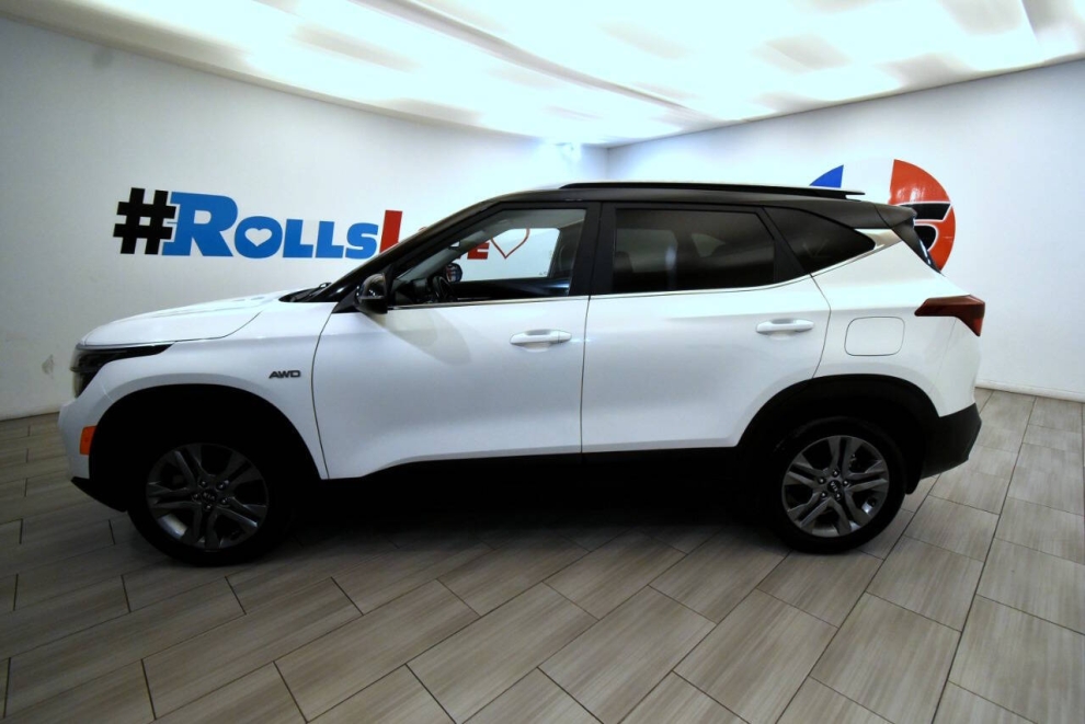 2021 Kia Seltos S AWD 4dr SUV, White, Mileage: 61,460 - photo 1