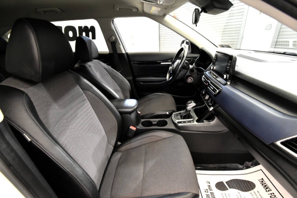 2021 Kia Seltos S AWD 4dr SUV, White, Mileage: 61,460 - photo 18