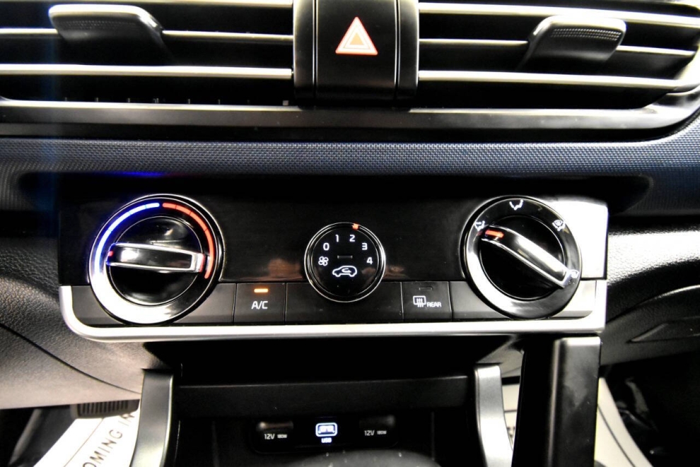 2021 Kia Seltos S AWD 4dr SUV, White, Mileage: 61,460 - photo 29