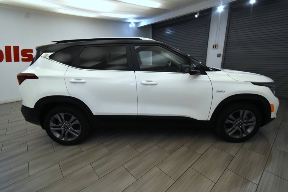 2021 Kia Seltos S AWD 4dr SUV, White, Mileage: 61,460 - photo 5