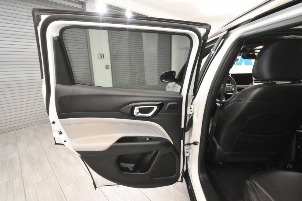 2024 Jeep Compass Limited 4x4 4dr SUV, Blanco, Mileage: 7,486 - photo 17