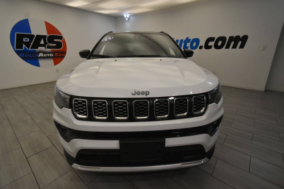 2024 Jeep Compass Limited 4x4 4dr SUV, Blanco, Mileage: 7,486 - photo 7