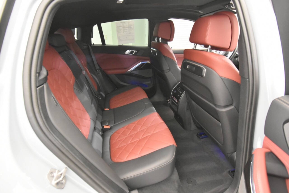 2025 BMW X6 xDrive40i AWD 4dr Sports Activity Coupe, Gray, Mileage: 61,912 - photo 21