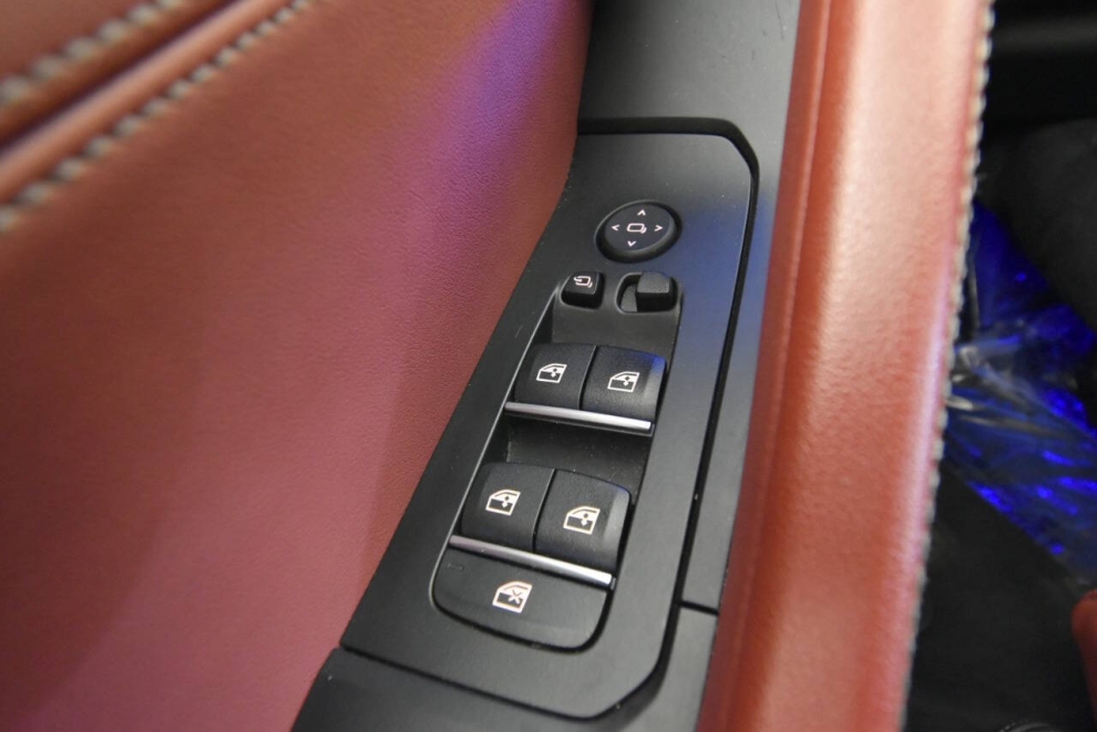 2025 BMW X6 xDrive40i AWD 4dr Sports Activity Coupe, Gray, Mileage: 61,912 - photo 41