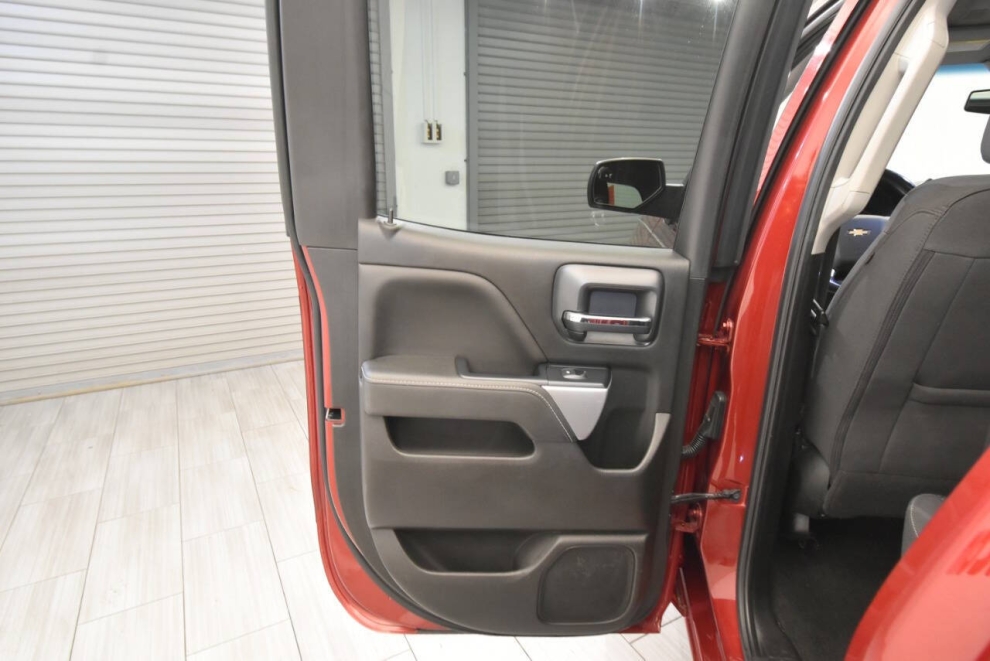 2018 Chevrolet Silverado 1500 LT Z71 4x4 4dr Double Cab 6.5 ft. SB, Red, Mileage: 59,297 - photo 17