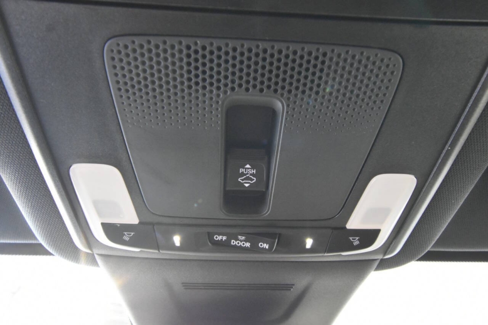 2025 Honda CR-V Hybrid Sport AWD 4dr SUV, Gray, Mileage: 68,011 - photo 25