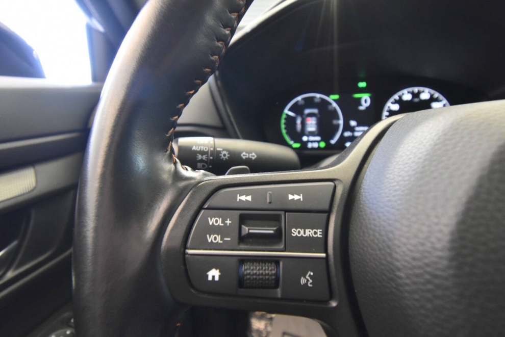 2025 Honda CR-V Hybrid Sport AWD 4dr SUV, Gray, Mileage: 68,011 - photo 29