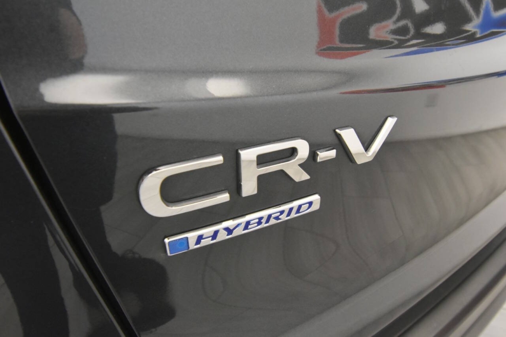 2025 Honda CR-V Hybrid Sport AWD 4dr SUV, Gray, Mileage: 68,011 - photo 34