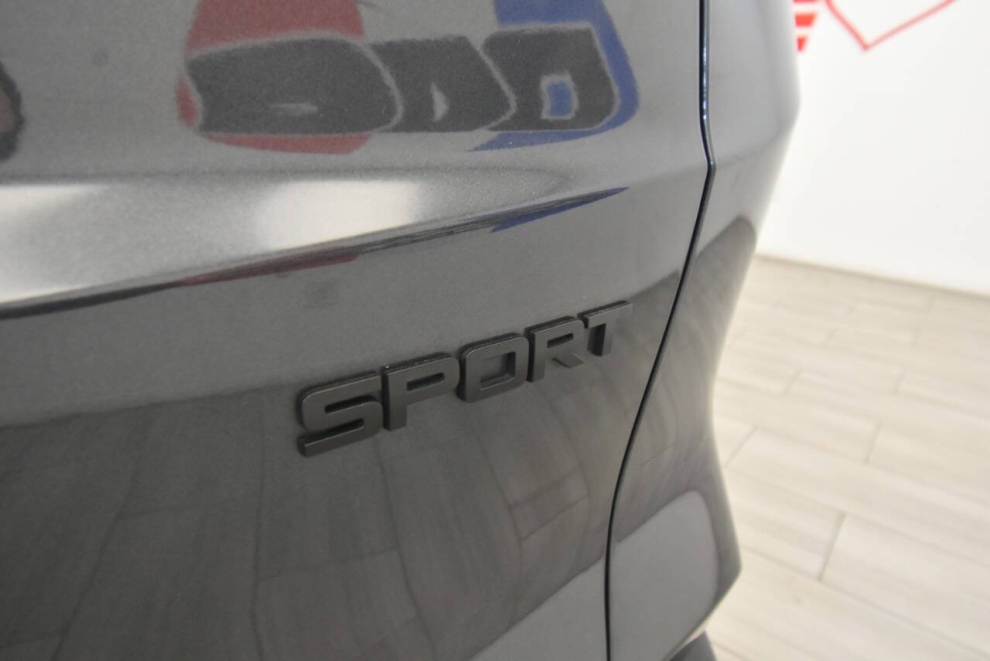 2025 Honda CR-V Hybrid Sport AWD 4dr SUV, Gray, Mileage: 68,011 - photo 35
