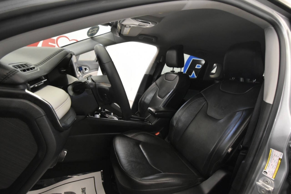 2022 Jeep Compass Limited 4x4 4dr SUV, Plata, Mileage: 48,436 - photo 14