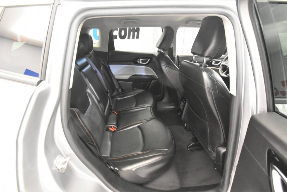 2022 Jeep Compass Limited 4x4 4dr SUV, Plata, Mileage: 48,436 - photo 22
