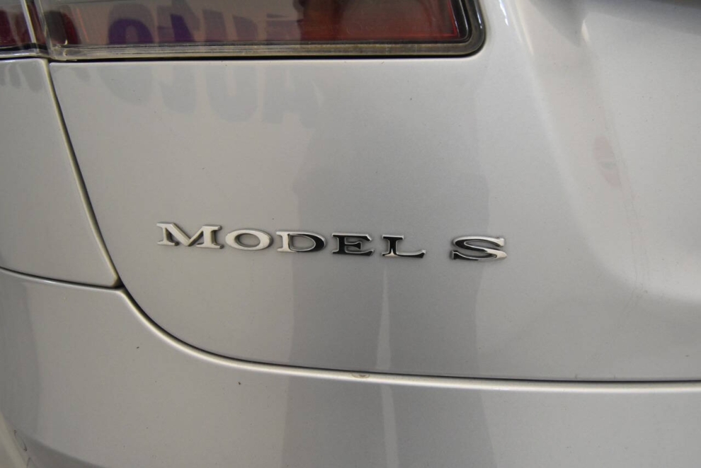 2017 Tesla Model S P100D AWD 4dr Liftback, Silver, Mileage: 84,774 - photo 34