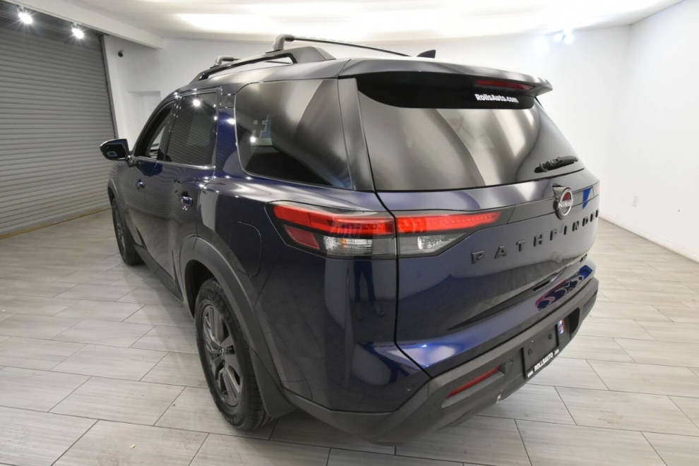 2022 Nissan Pathfinder SV 4dr SUV, Blue, Mileage: 66,602 - photo 2