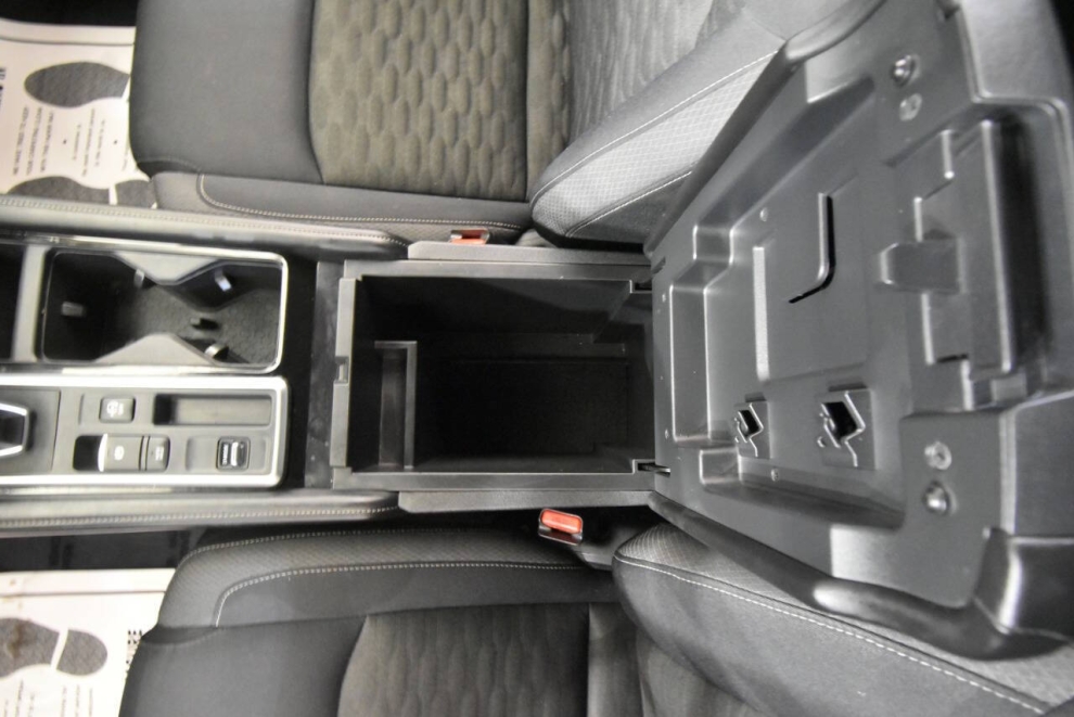 2022 Nissan Pathfinder SV 4dr SUV, Blue, Mileage: 66,602 - photo 29