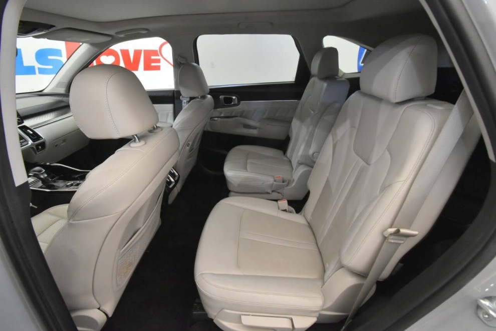 2022 Kia Sorento SX AWD 4dr SUV, Gray, Mileage: 87,819 - photo 15