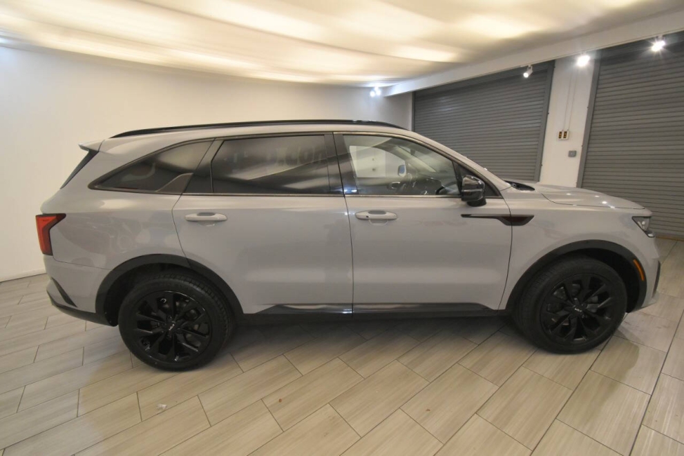 2022 Kia Sorento SX AWD 4dr SUV, Gray, Mileage: 87,819 - photo 5