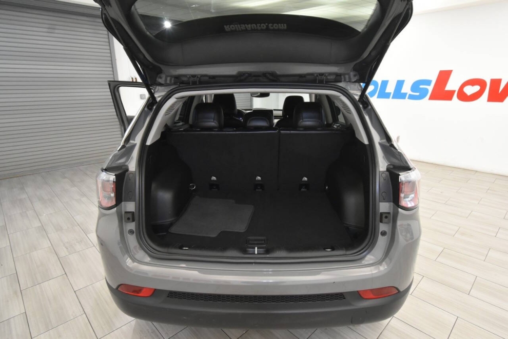 2022 Jeep Compass Limited 4x4 4dr SUV, Gris, Mileage: 42,779 - photo 40