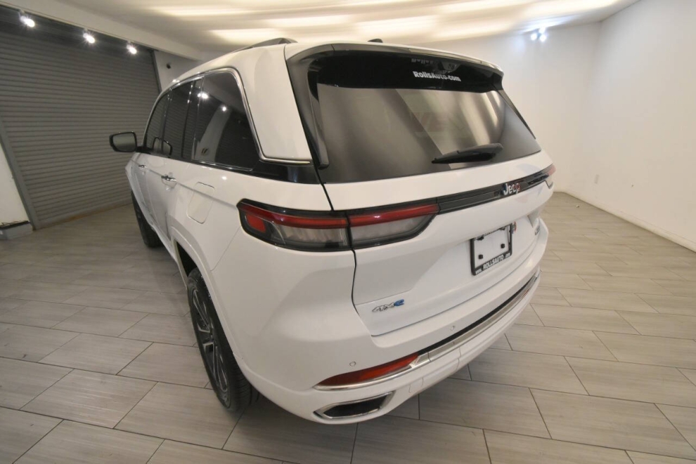 2023 Jeep Grand Cherokee Overland 4xe 4x4 4dr SUV, White, Mileage: 51,016 - photo 2