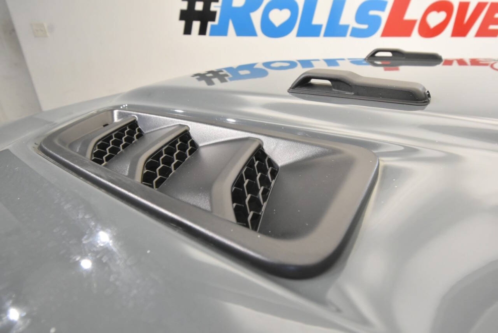 2025 Jeep Wrangler Rubicon 4xe 4x4 4dr SUV, Gray, Mileage: 13,416 - photo 10