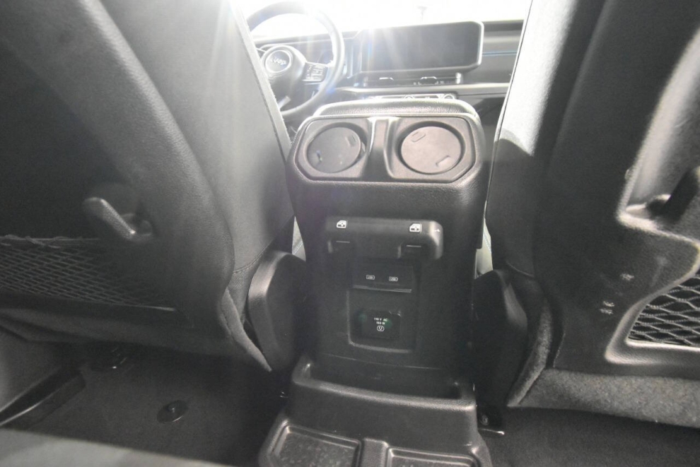 2025 Jeep Wrangler Rubicon 4xe 4x4 4dr SUV, Gray, Mileage: 13,416 - photo 29