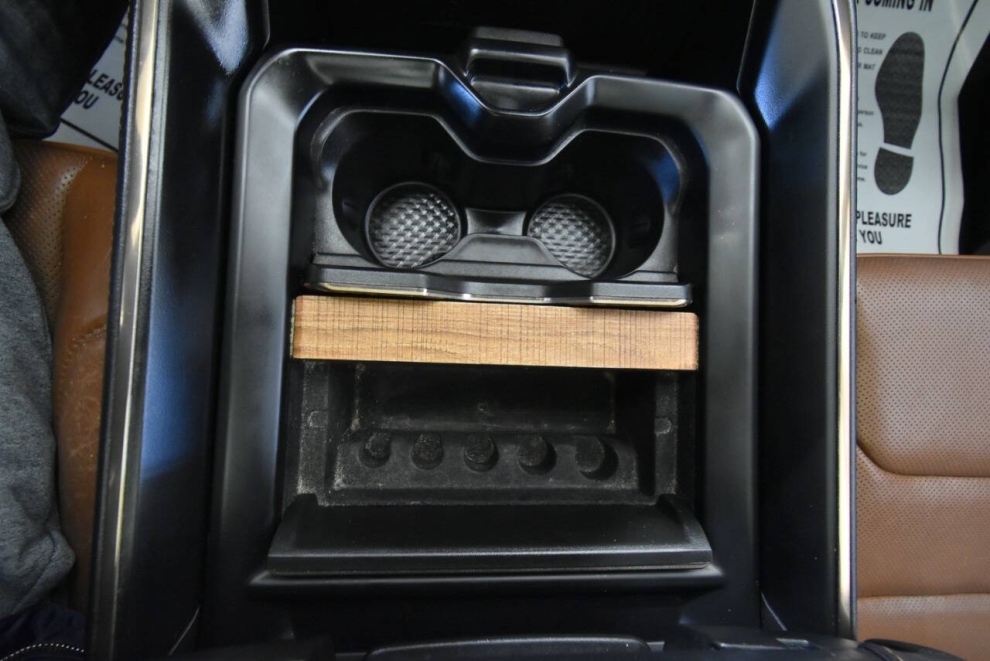 2020 RAM 1500 Laramie Longhorn 4x4 4dr Crew Cab 5.6 ft. SB Pickup, Black, Mileage: 100,058 - photo 33