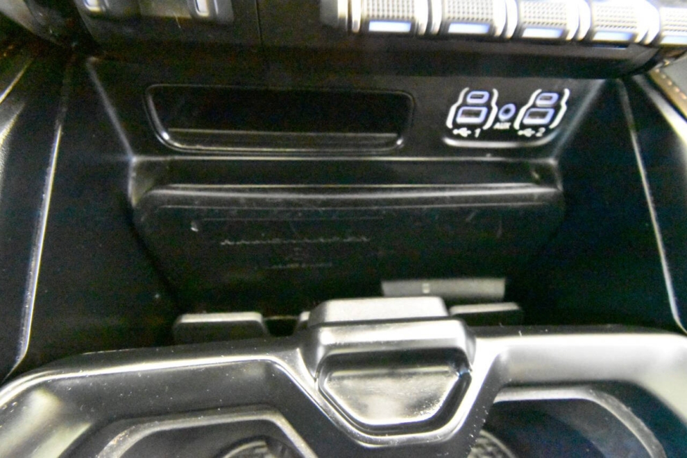 2020 RAM 1500 Laramie Longhorn 4x4 4dr Crew Cab 5.6 ft. SB Pickup, Black, Mileage: 100,058 - photo 34