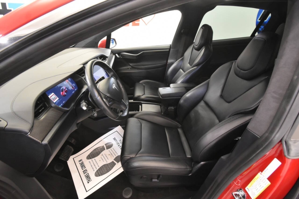 2018 Tesla Model X 75D AWD 4dr SUV, Red, Mileage: 45,065 - photo 14