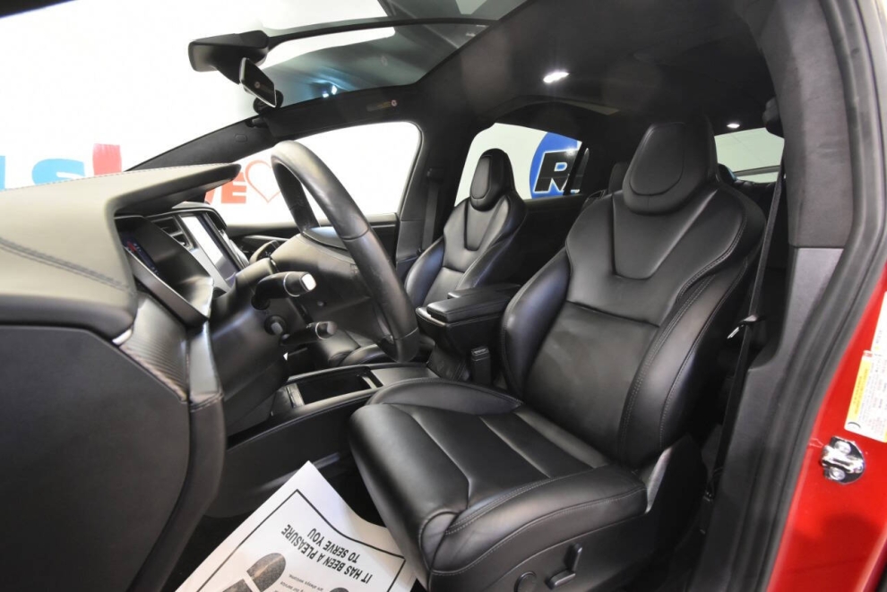 2018 Tesla Model X 75D AWD 4dr SUV, Red, Mileage: 45,065 - photo 15