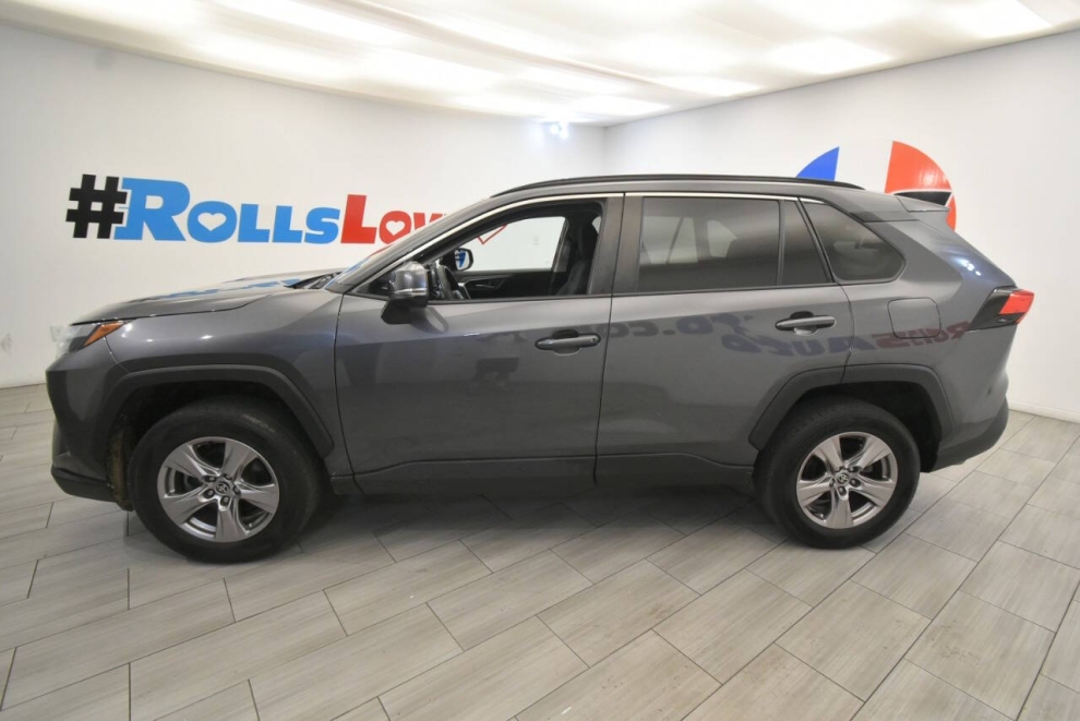 2022 Toyota RAV4 XLE AWD 4dr SUV, Gray, Mileage: 75,244 - photo 1