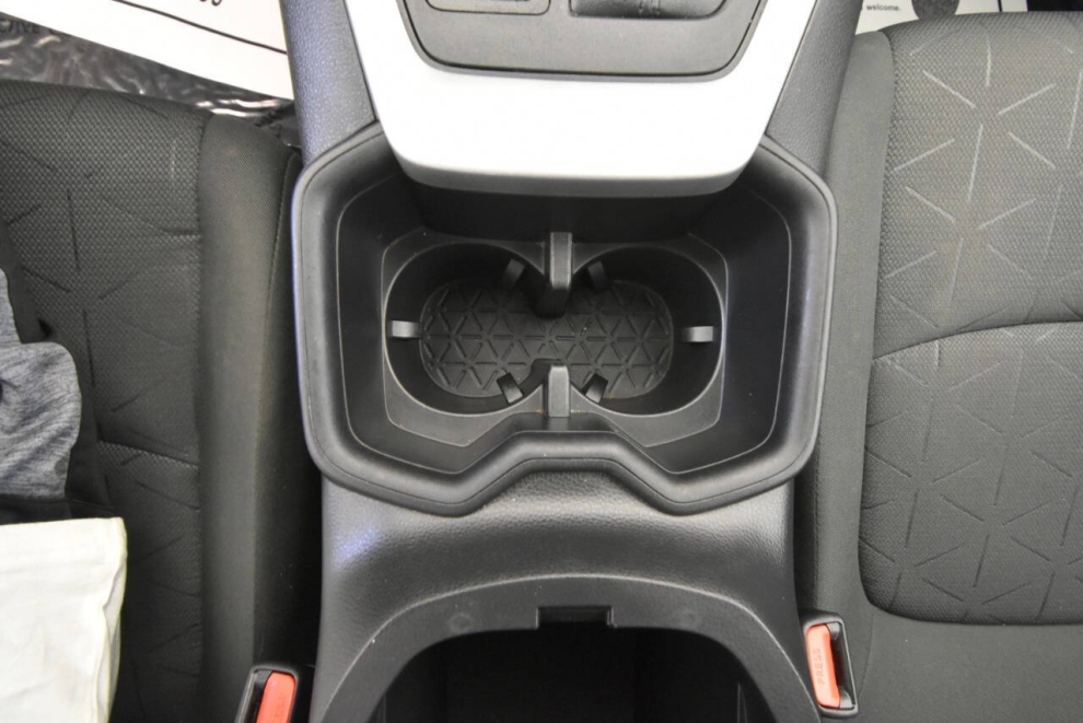2022 Toyota RAV4 XLE AWD 4dr SUV, Gray, Mileage: 75,244 - photo 27