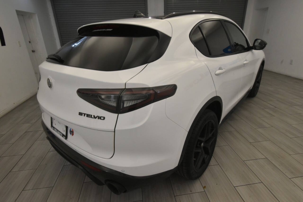 2021 Alfa Romeo Stelvio Ti Sport AWD 4dr Crossover, White, Mileage: 64,522 - photo 4