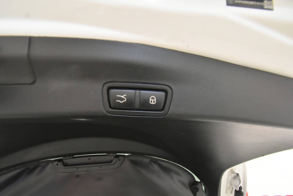 2021 Alfa Romeo Stelvio Ti Sport AWD 4dr Crossover, White, Mileage: 64,522 - photo 42