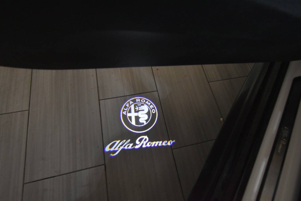 2021 Alfa Romeo Stelvio Ti Sport AWD 4dr Crossover, White, Mileage: 64,522 - photo 44