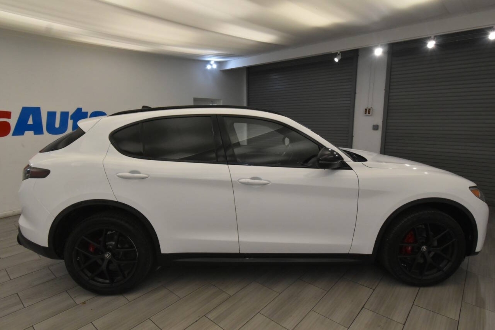 2021 Alfa Romeo Stelvio Ti Sport AWD 4dr Crossover, White, Mileage: 64,522 - photo 5